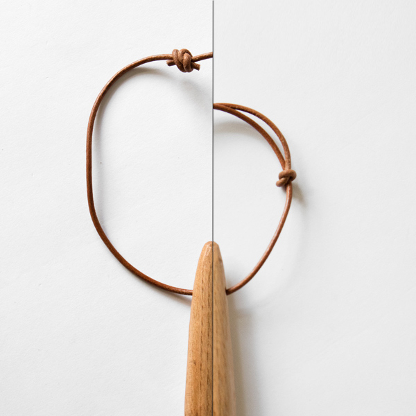 長さ調節可能な紐付き(手彫りseed)