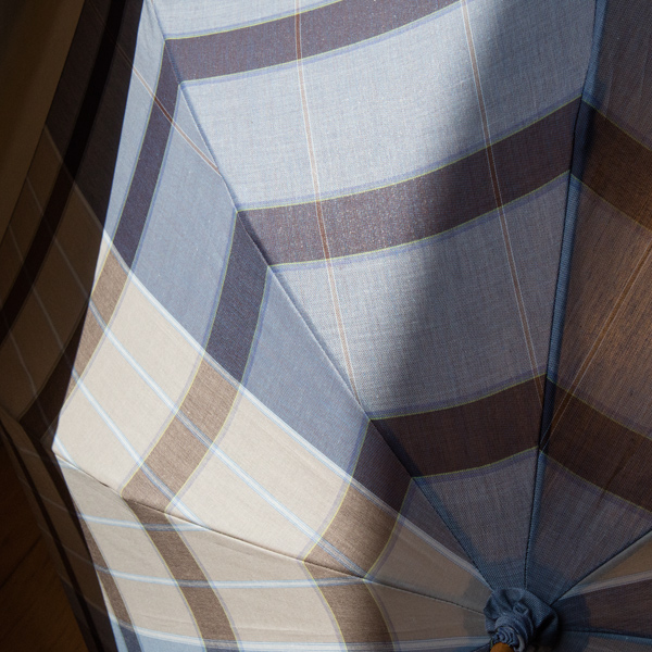 水が豊かな西脇市の日常の風景からインスピレーションを得たデザイン