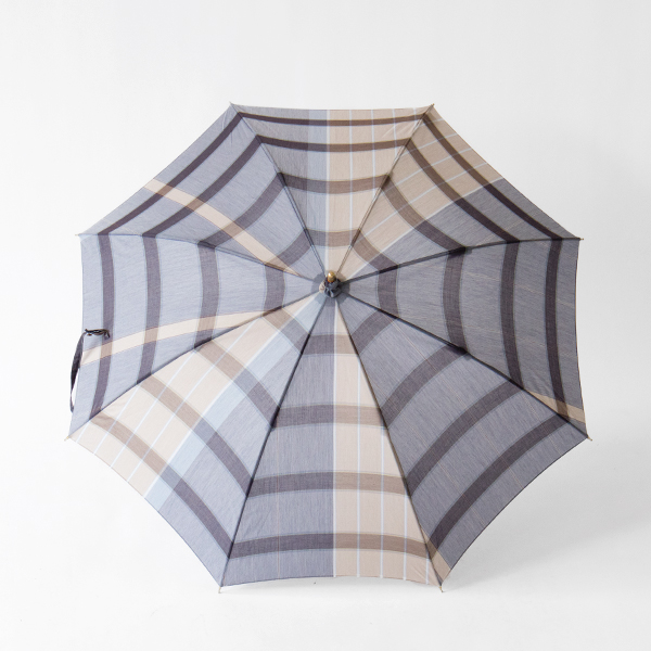 パッと目を引く、楽しい柄