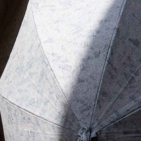 程よい柄の主張（FOREST）