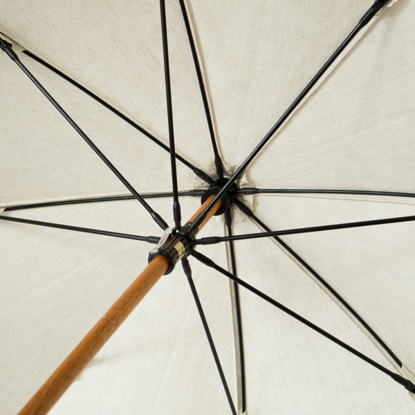 軽くて丈夫なファイバー素材（PEARL）