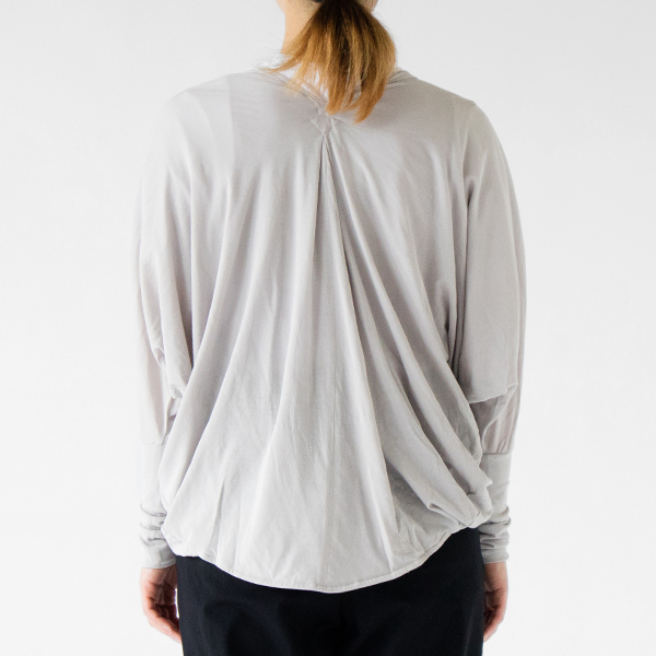LIGHT GREY(モデル身長：162cm)