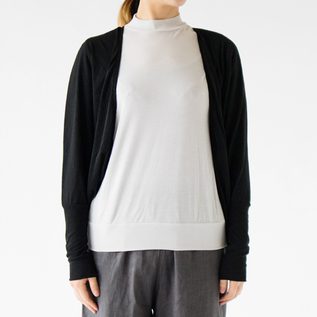 BLACK(モデル身長:162cm) BLACK(モデル身長:162cm)