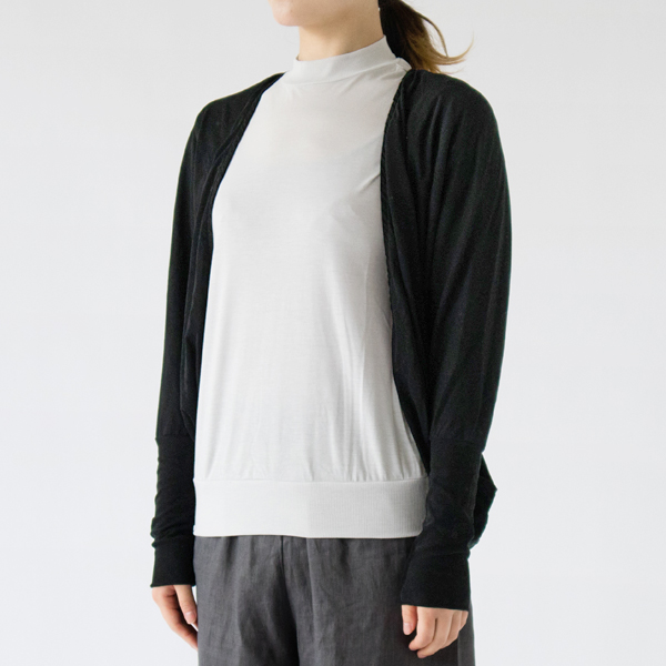 BLACK(モデル身長：162cm)