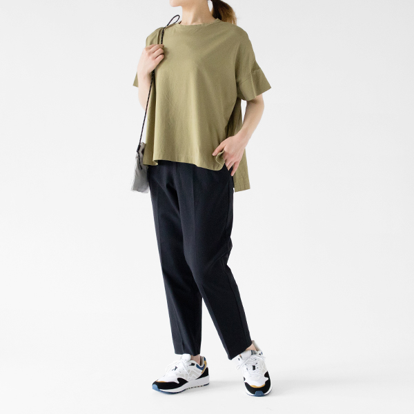 着用イメージ(KHAKI、モデル身長：162cm)