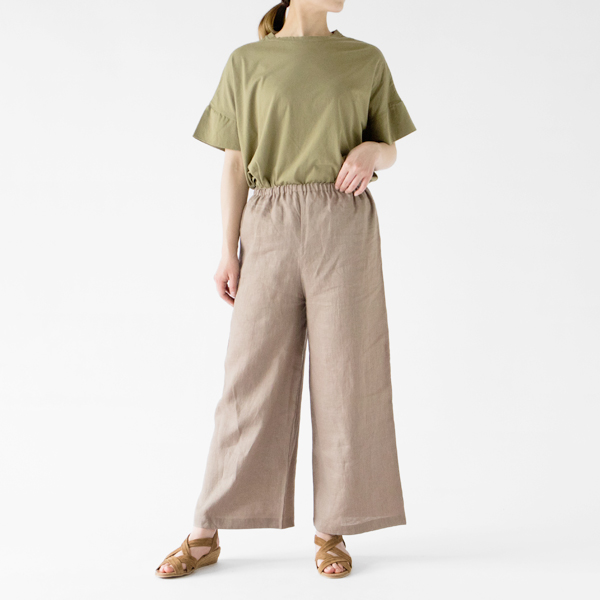 BEIGE(モデル身長：162cm)