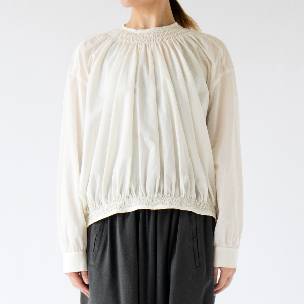 モデル身長162cm