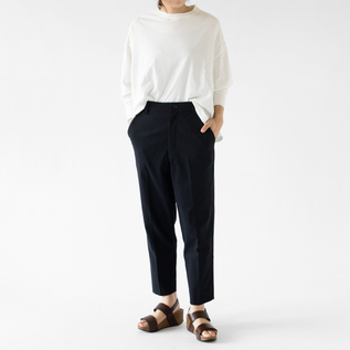 BLACK(モデル身長:163cm) BLACK(モデル身長:163cm)