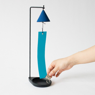 日本の鋳鉄製吊り風鈴 吊り風鈴（卓上型風鈴）／鋳心ノ工房(チュウシンコウボウ)｜愛着