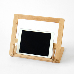 タブレット端末を立てかけることもできます(画像はiPad Air (第1世代)) タブレット端末を立てかけることもできます(画像はiPad Air (第1世代))