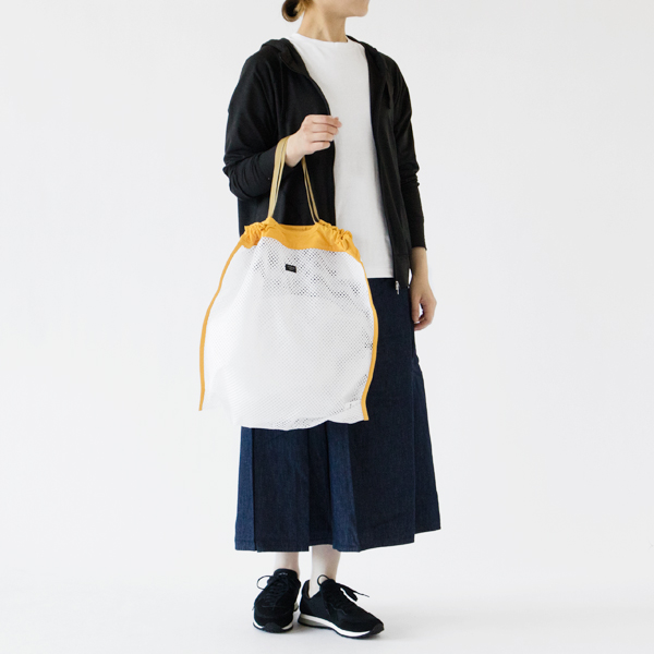 YELLOW×WHITE(モデル身長162cm) YELLOW×WHITE(モデル身長162cm)