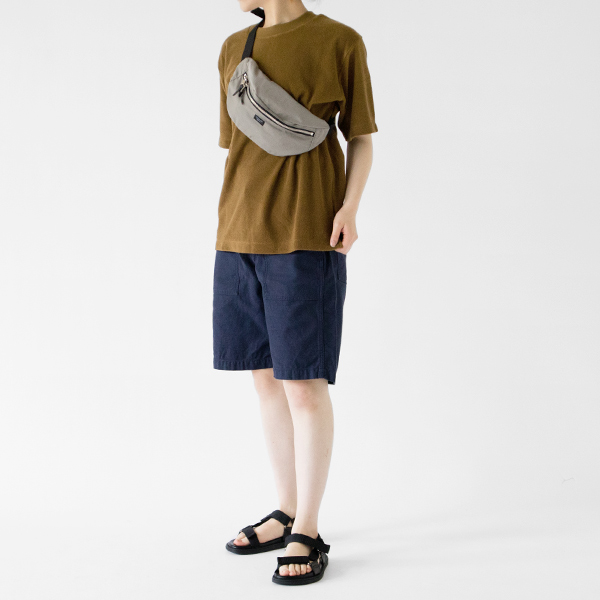 着用イメージ（BROWN KHAKI 、モデル身長：162cm）