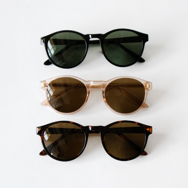 上：Black、中：Champagne、下：Demi Tortoise