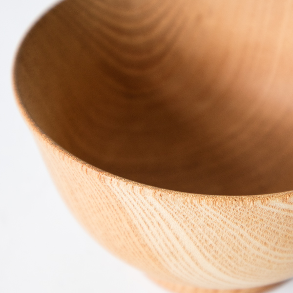 職人が一点一点丁寧に作り上げます（仕上げ前）