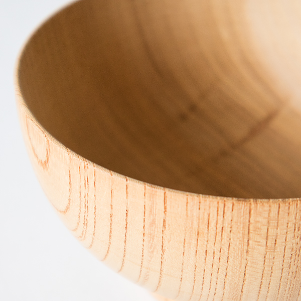 職人が一点一点丁寧に作り上げます(仕上げ前) 職人が一点一点丁寧に作り上げます(仕上げ前)