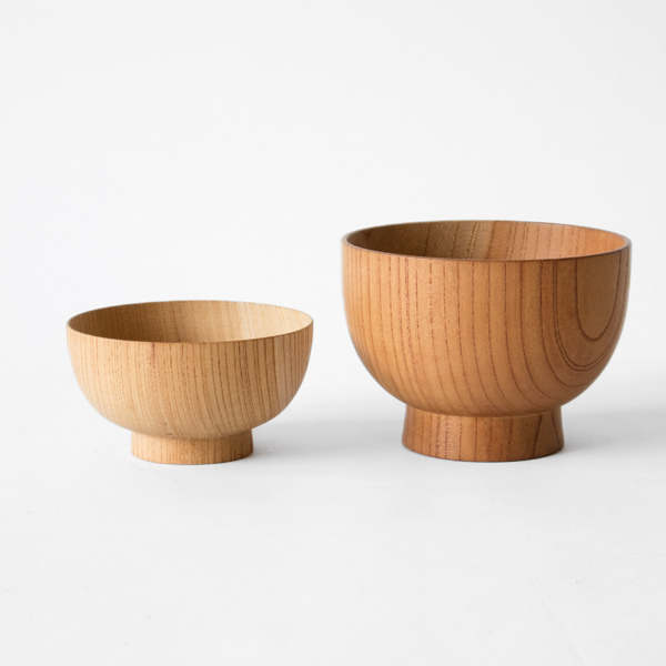 左:キホン、右:ドンブリ 左:キホン、右:ドンブリ