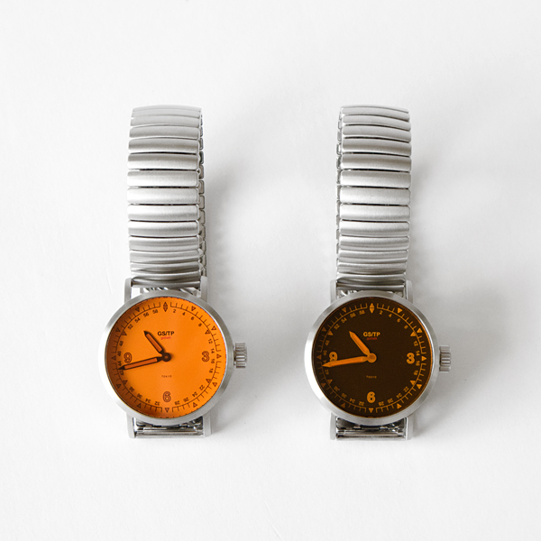 左：QMD05 C、右：QMD05 B