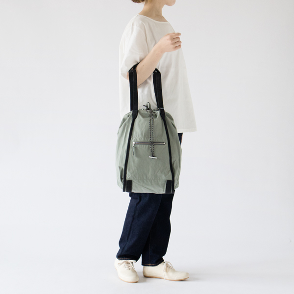 使用イメージ(モデル身長：162cm、GREEN)