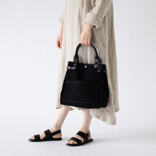 モデル身長:162cm(BLACK) モデル身長:162cm(BLACK)