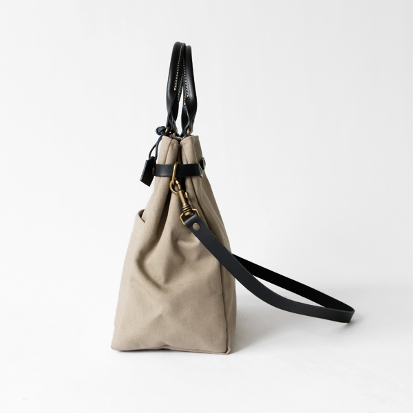 側面(GALET) 側面(GALET)