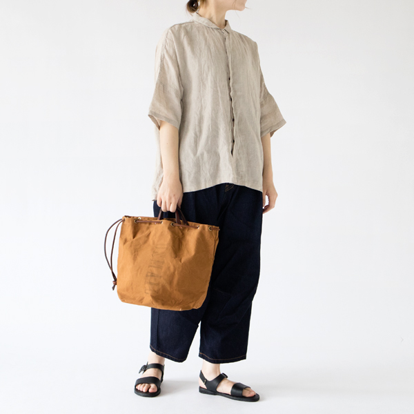 モデル身長162cm(KHAKI) モデル身長162cm(KHAKI)