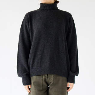 モデル身長162cm(C.GREY) モデル身長162cm(C.GREY)