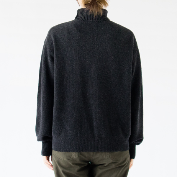 モデル身長162cm(C.GREY)