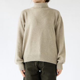 モデル身長162cm(BEIGE) モデル身長162cm(BEIGE)