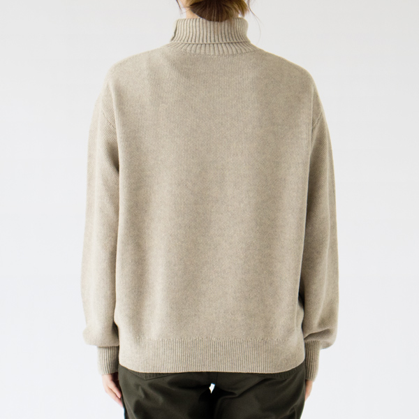 モデル身長162cm(BEIGE)