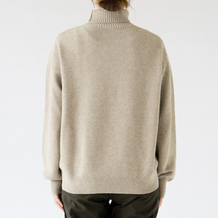 モデル身長162cm(BEIGE) モデル身長162cm(BEIGE)