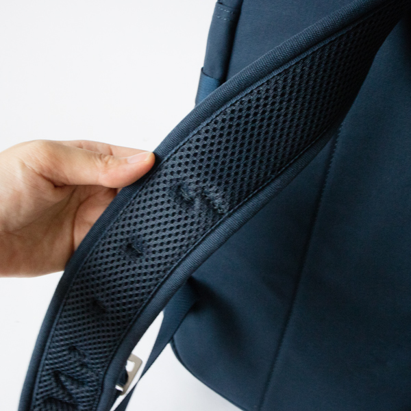 ショルダー部分(NAVY)