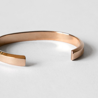 バングル ICON／SKULTUNA（スクルツナ）｜愛着を持ってずっと使いたい