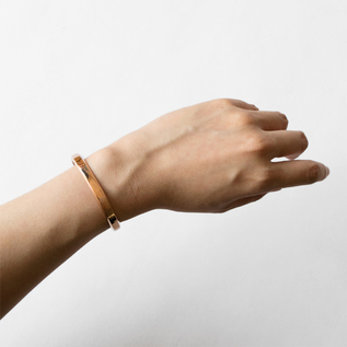 未使用 Skultuna スクルツナ バングル アイコンカフ ゴールド 匿名配送 未使用 Skultuna スクルツナ バングル アイコンカフ ゴールド