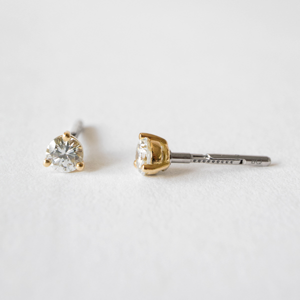 キャッチレスピアス ダイヤ(イエローゴールド 0.38カラット)