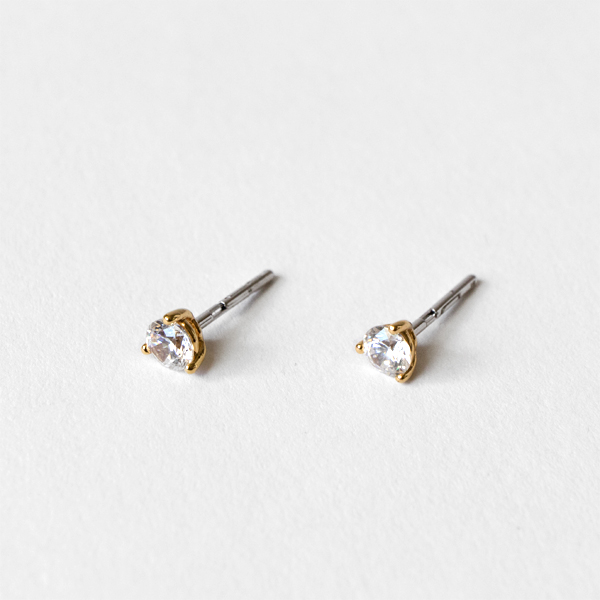 キャッチレスピアス Honesty Gold 4.0mm