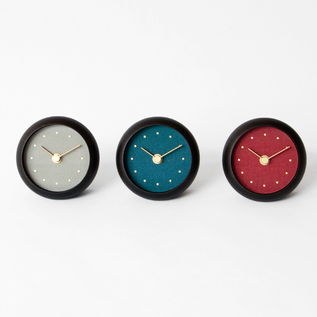 はなもっこ 置時計 ブラック／はなもっこ｜愛着を持ってずっと使いたい