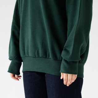 袖、裾(Verde Bottiglia-S・身長162cm) 袖、裾(Verde Bottiglia-S・身長162cm)