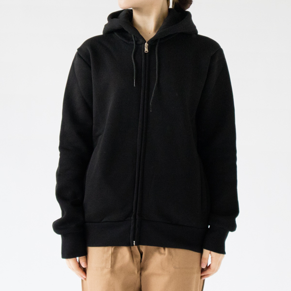 前から見た様子(モデル身長162cm・Sサイズ着用) 前から見た様子(モデル身長162cm・Sサイズ着用)