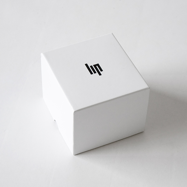 パッケージ パッケージ