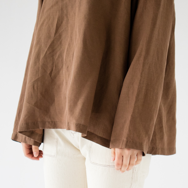 長めの袖丈(BROWN)