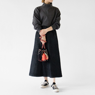 巾着バッグ MEDIUM BAGS／GUANABANA（グアナバナ）｜愛着を持って