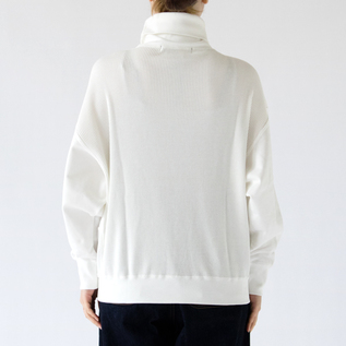 後ろから見た様子(WHITE) 後ろから見た様子(WHITE)