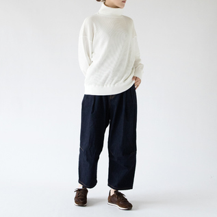 着用イメージ(WHITE、モデル身長:162cm) 着用イメージ(WHITE、モデル身長:162cm)