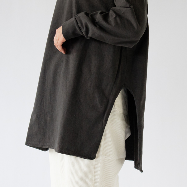 長さに前後差をつけて立体感を演出(GRAY) 長さに前後差をつけて立体感を演出(GRAY)