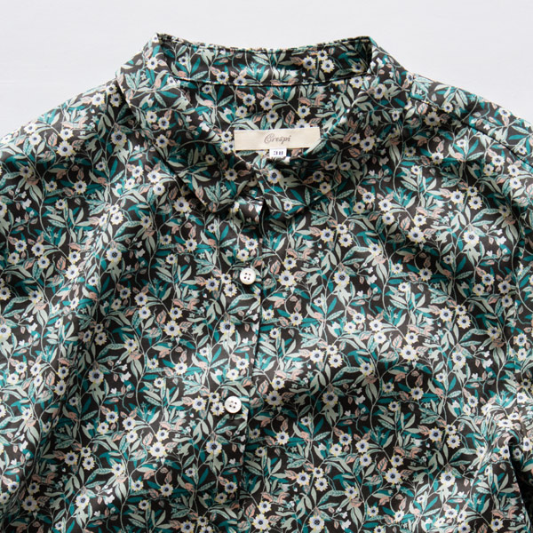 しっかりとした襟 しっかりとした襟