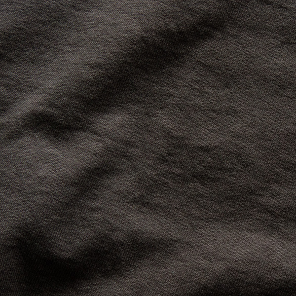 程よい厚みでシャリ感のある生地(GRAY)
