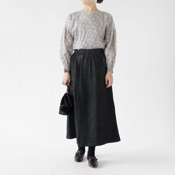 着用イメージ(モデル身長162cm・BLACK)