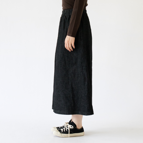 モデル身長162cm・BLACK
