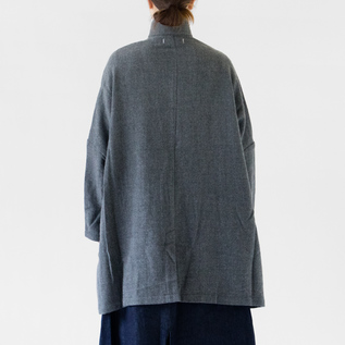 モデル身長:162cm(GREY) モデル身長:162cm(GREY)
