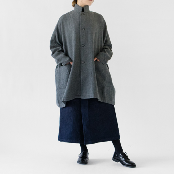 モデル身長:162cm(GREY) モデル身長:162cm(GREY)